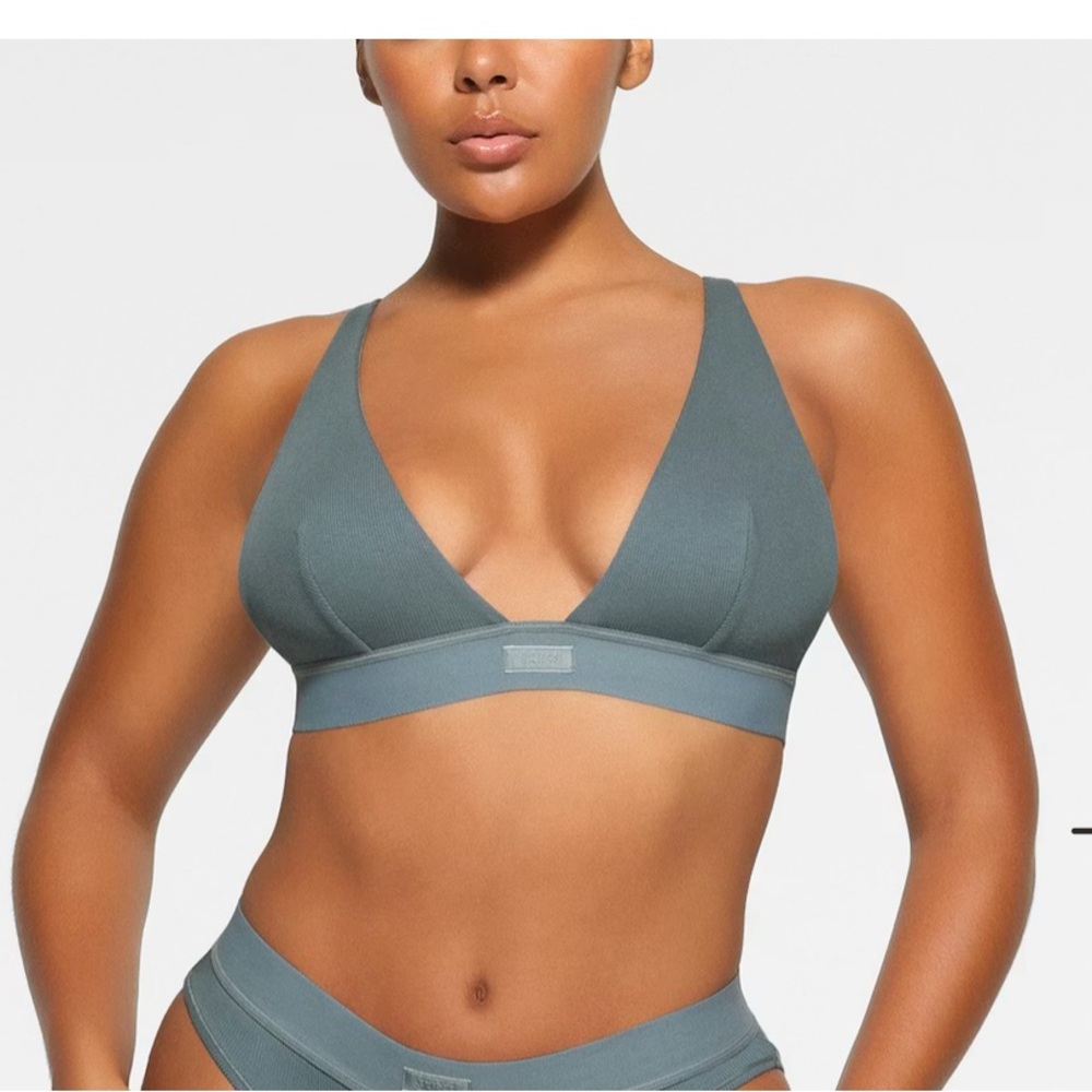 SKIMS Cotton Rub Plunge Bra